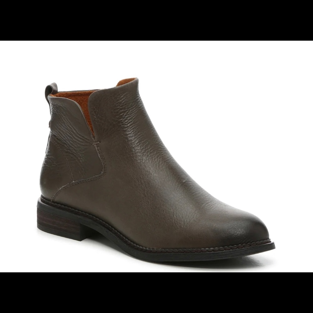 Franco Sarto Hyla Bootie Size 7